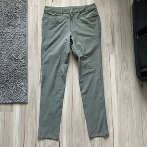 Lululemon Men’s ABC Pant Slim-Fit 5 Pocket